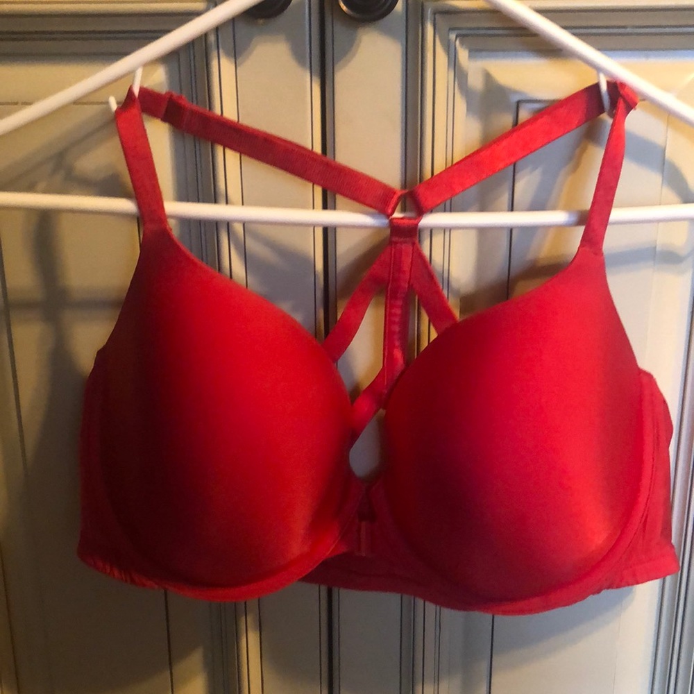 Victoria Secret lined Demi Red 38D